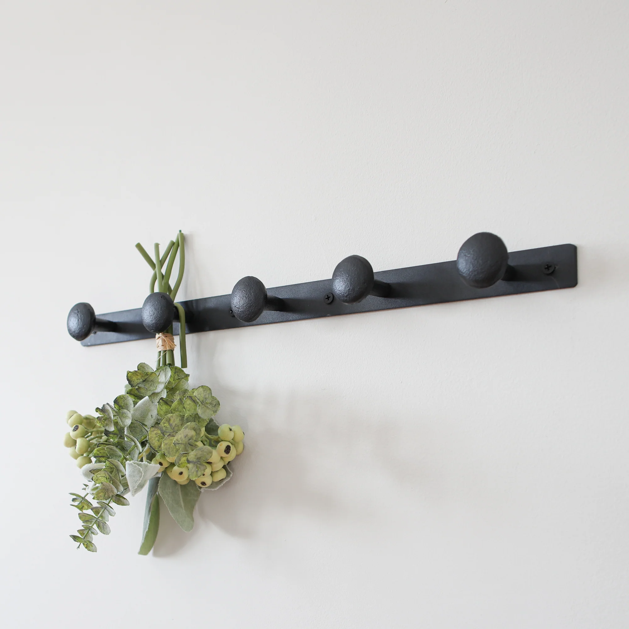 5 Knob Black Metal Wall Hook - Image 5