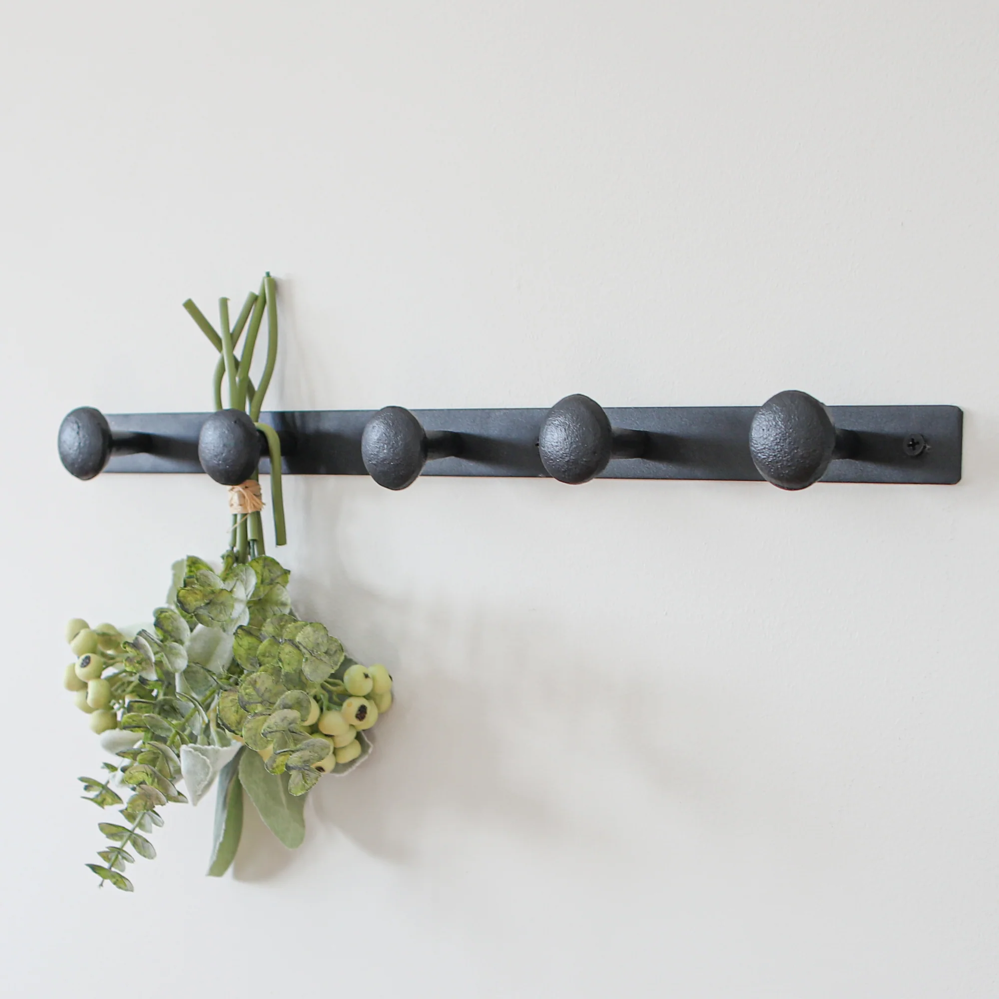 5 Knob Black Metal Wall Hook - Image 6