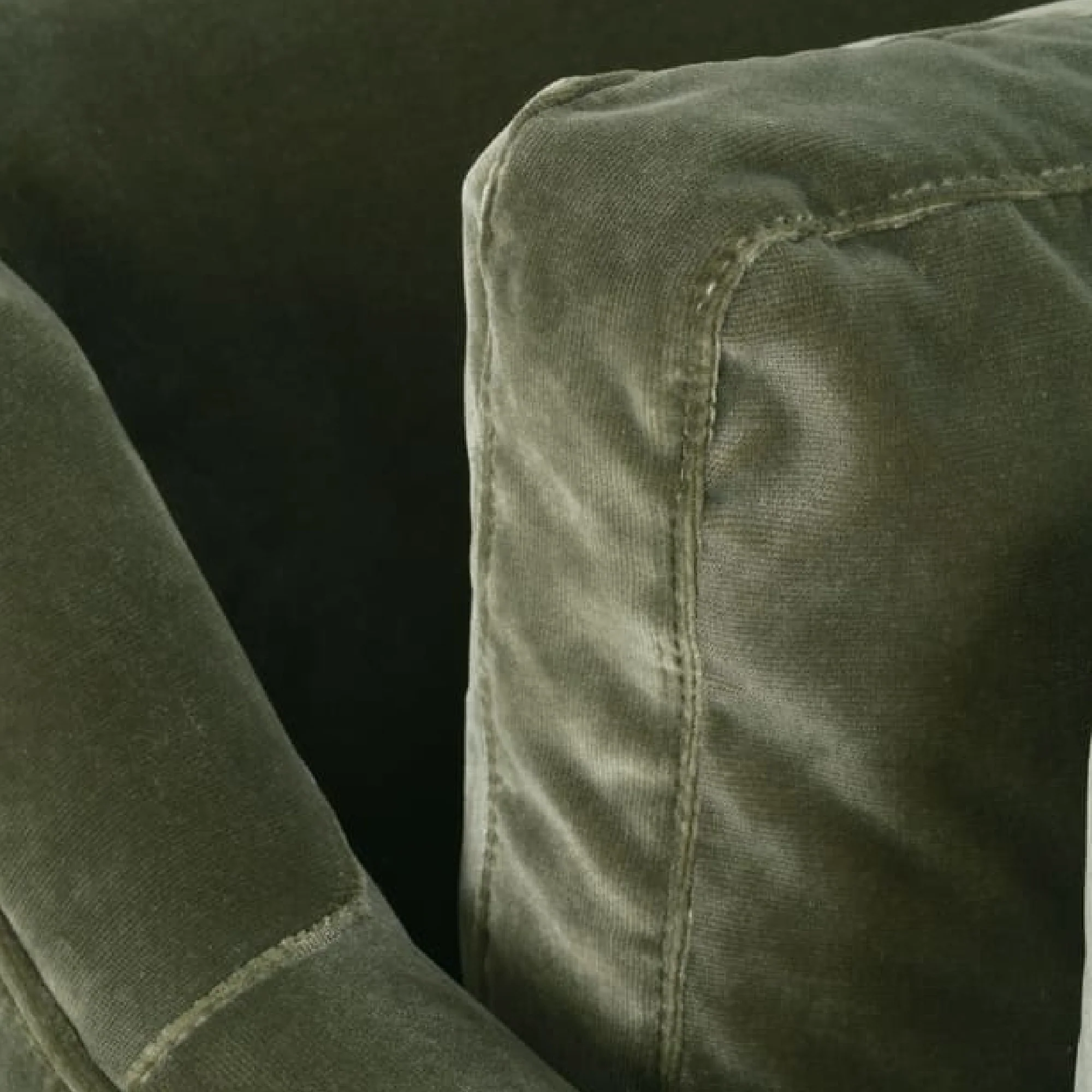 90" Green Velvet Sofa - Image 4