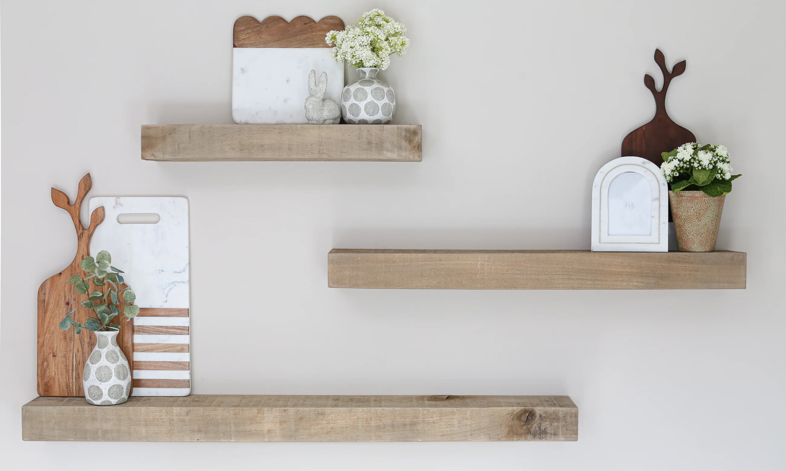 Arched Marble Frame - Image 3