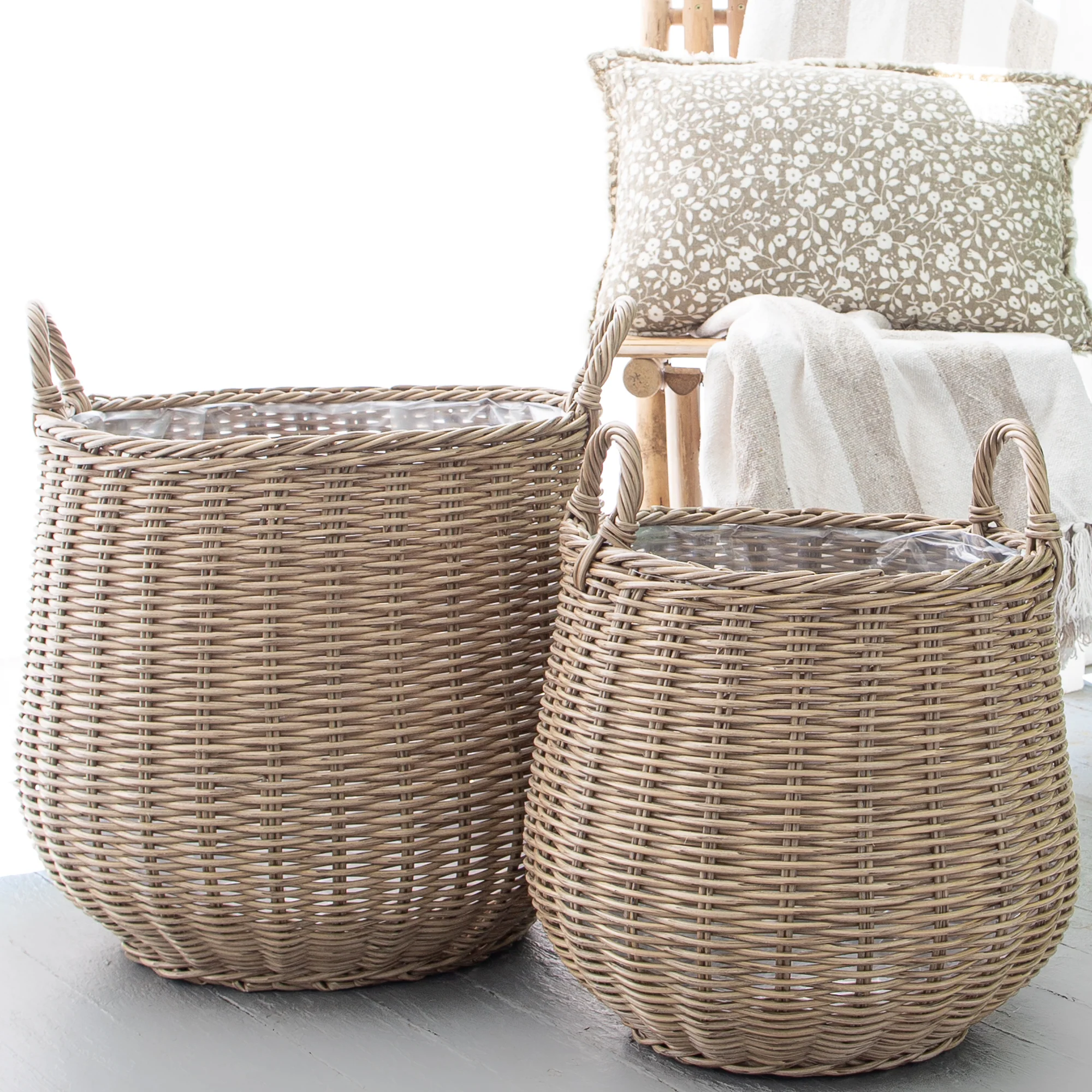 PREORDER Round Willow Planter Baskets - Set of 2 - Image 6