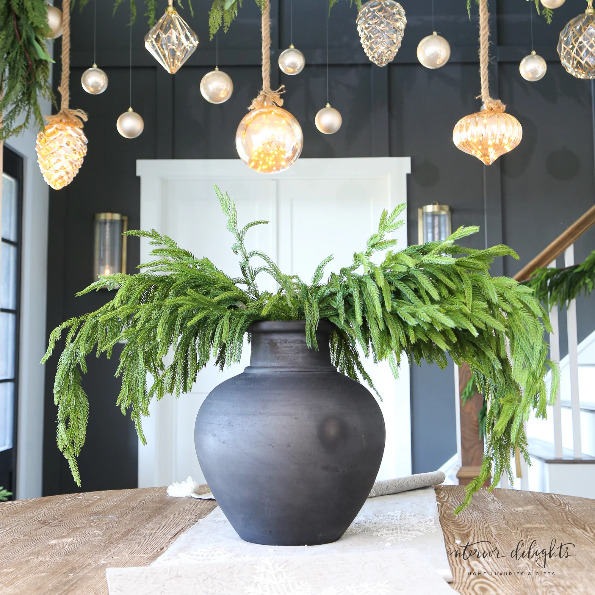 13.5 in Black Vase with Narrow Opening - Image 5