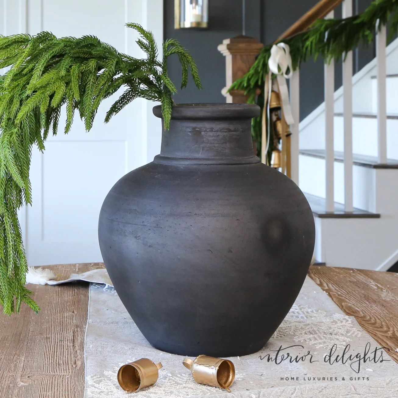 13.5 in Black Vase with Narrow Opening - Image 6